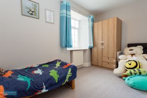 Bedroom- click for photo gallery